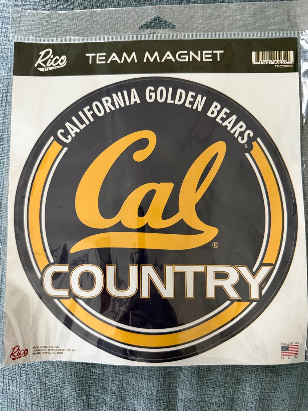 Rico Cal 'Cal Country' 8" Round Wall Magnet in Gold and Black
